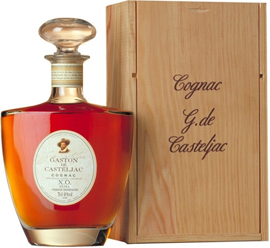 Гастон де Кастельжак ХО Экстра в дер. коробке 0,7 л. 40% Коньяк марочный старый "КС" 