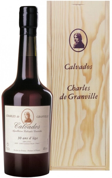 Шарль де Гранвиль 30 Ан в дер. коробке 0,7 л. 40% Кальвадос выдержанный 