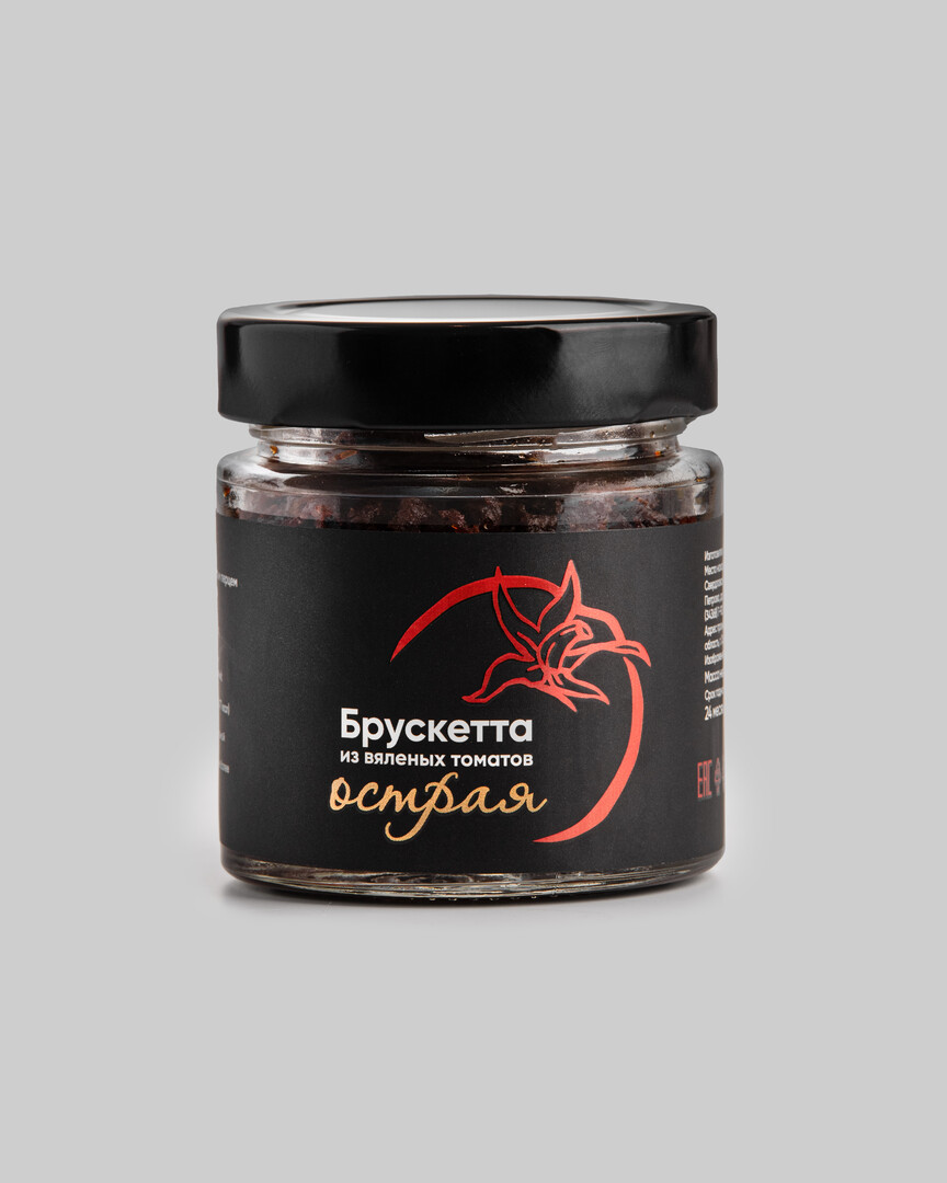 Паста для брускетт из вяленых томатов с острым перцем Сердце Севера 150 г.